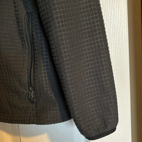 Lands’ End men’s black full zip fleece jacket size small - Picture 6 of 9